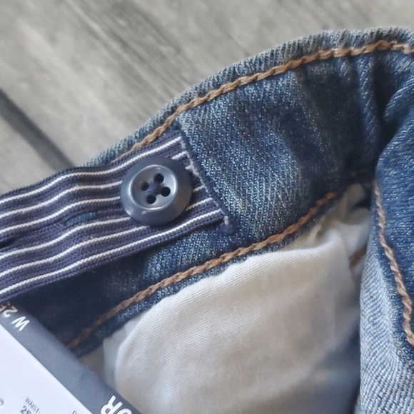 NWT Boys Oshkosh B'gosh Jeans Size 10R - Picture 3 of 4